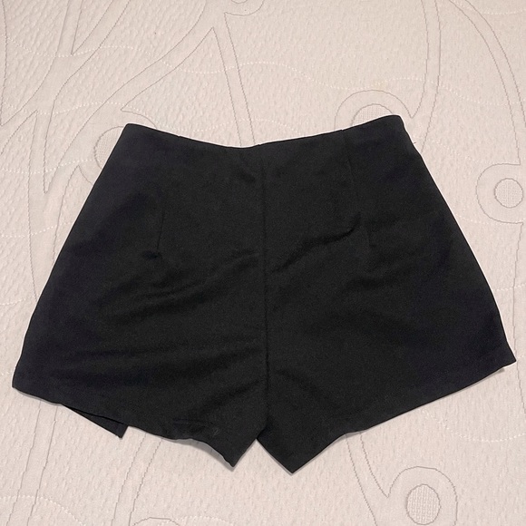 Black envelope skort - Picture 4 of 4